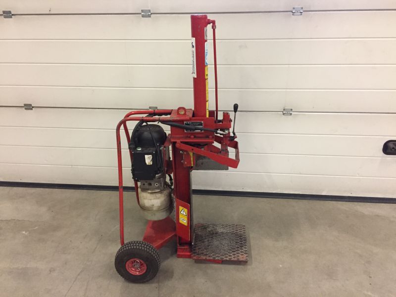 Houtkloofmachine